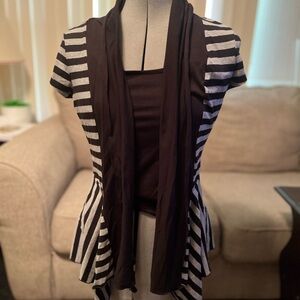 Black and White Striped Short Sleeve Top